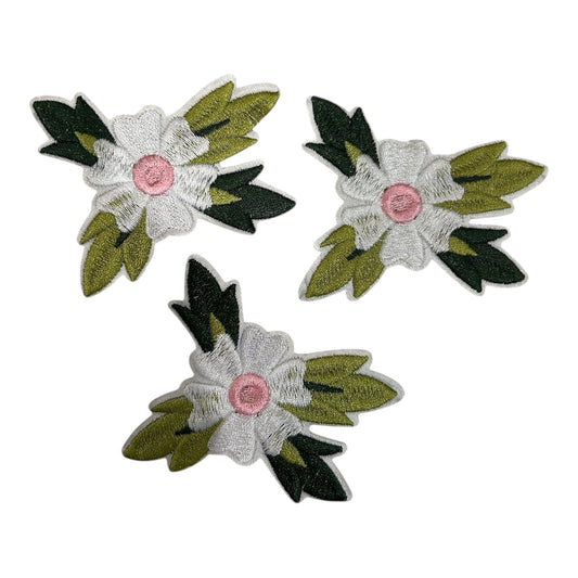 Embroided Iron On Daisy Patch (Pack of 3)